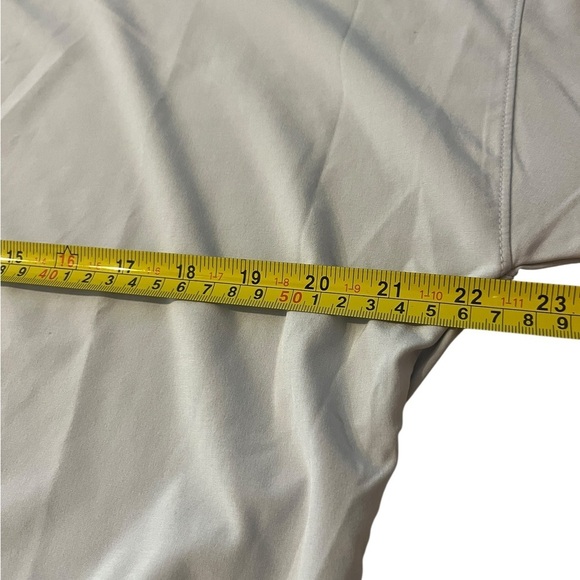 GAP Fit Gray Long Sleeve Loose Fit Pullover Lightweight Top Shirt Size S EUC - Picture 5 of 6